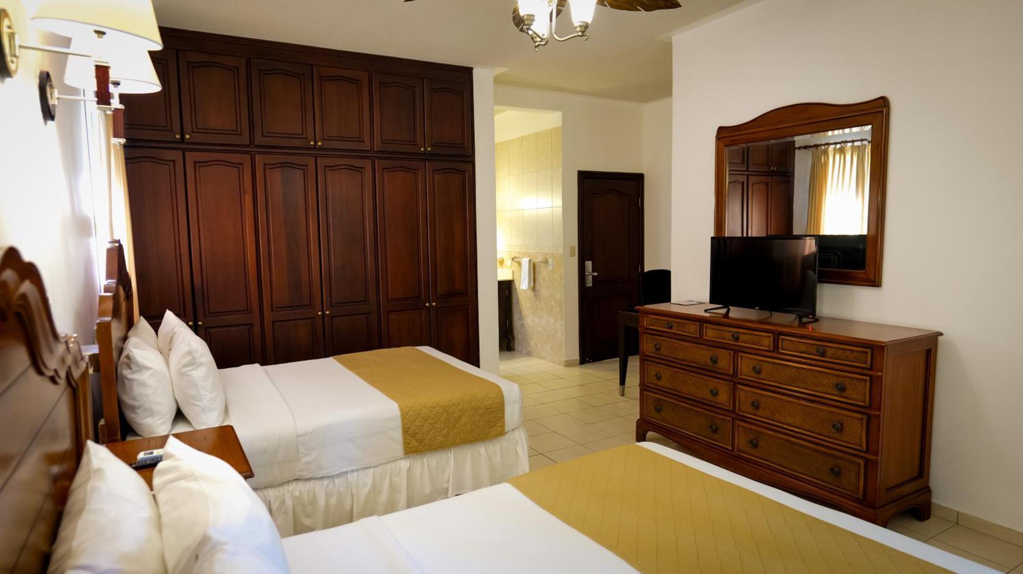 La Ensenada Beach Resort Tela Ngoại thất bức ảnh